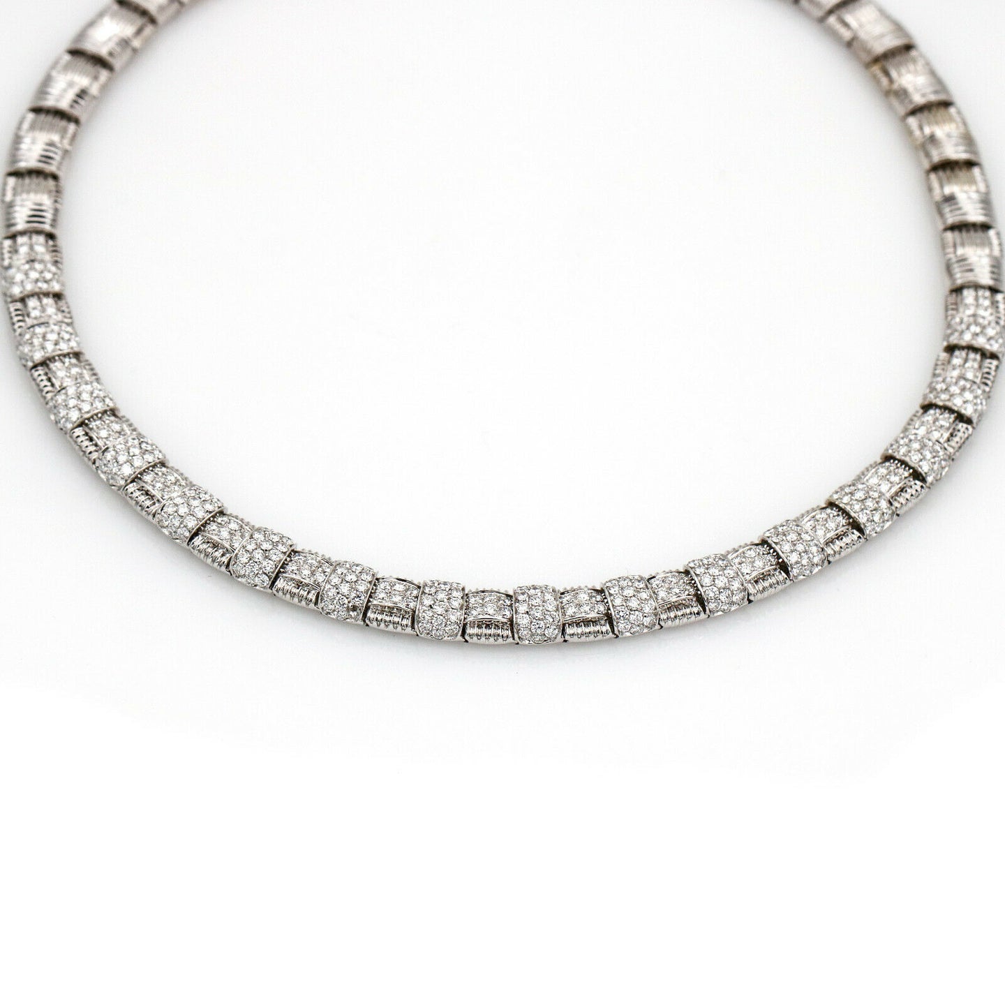 Roberto Coin Pave Diamond Appassionata Necklce in 18k White Gold