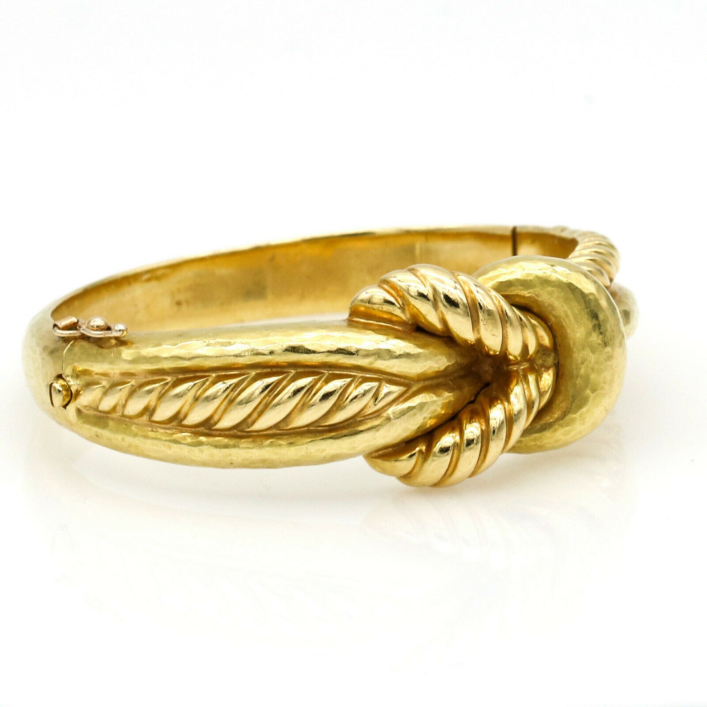 Mayor's Women Knot Hinged Bangle Bracelet in 18k Yellow Gold