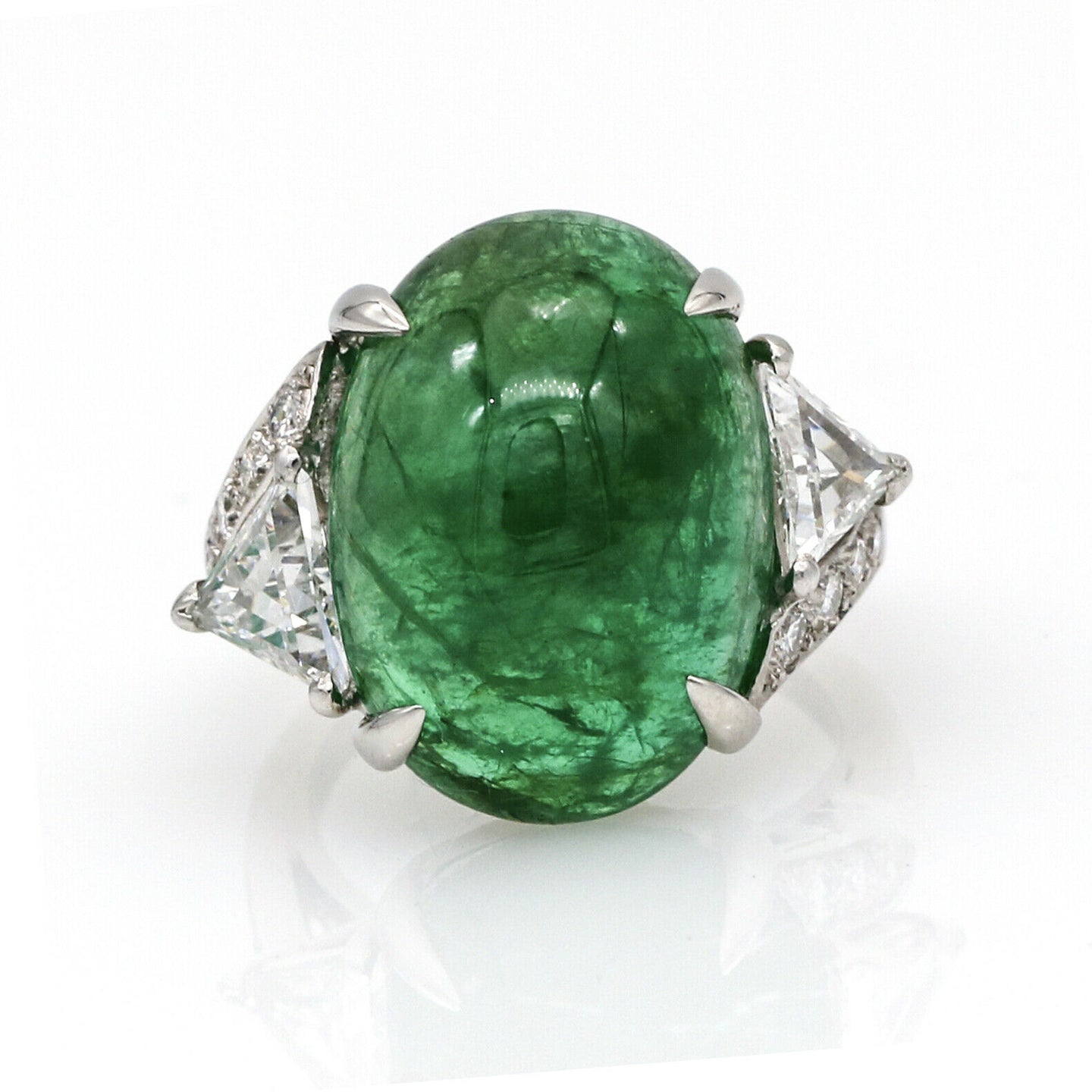 Ladies Cabochon Emerald and Diamond Statement Ring in Platinum ( 14.67 ct tw )