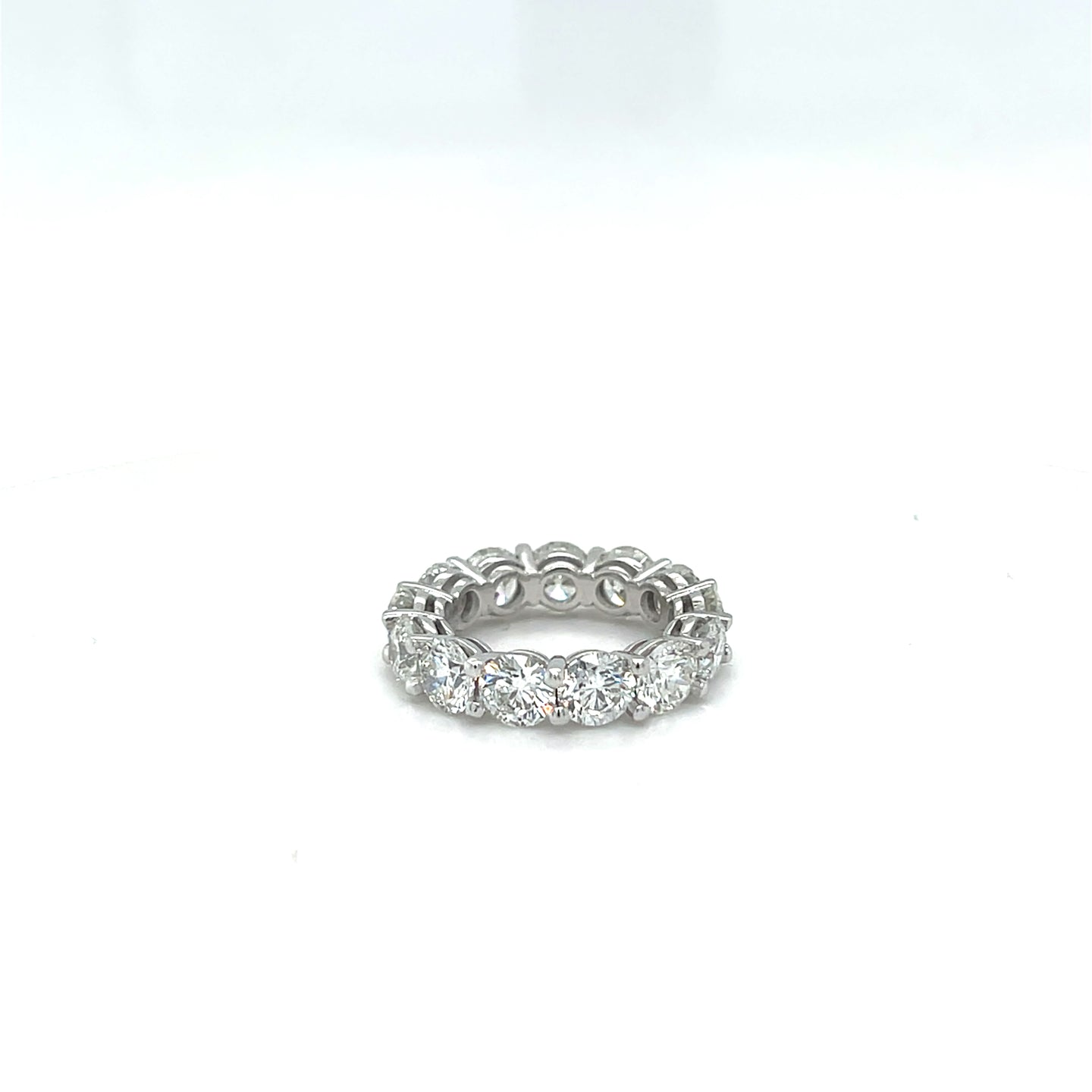 8.45ctw Round Diamond Eternity Band 18k White Gold