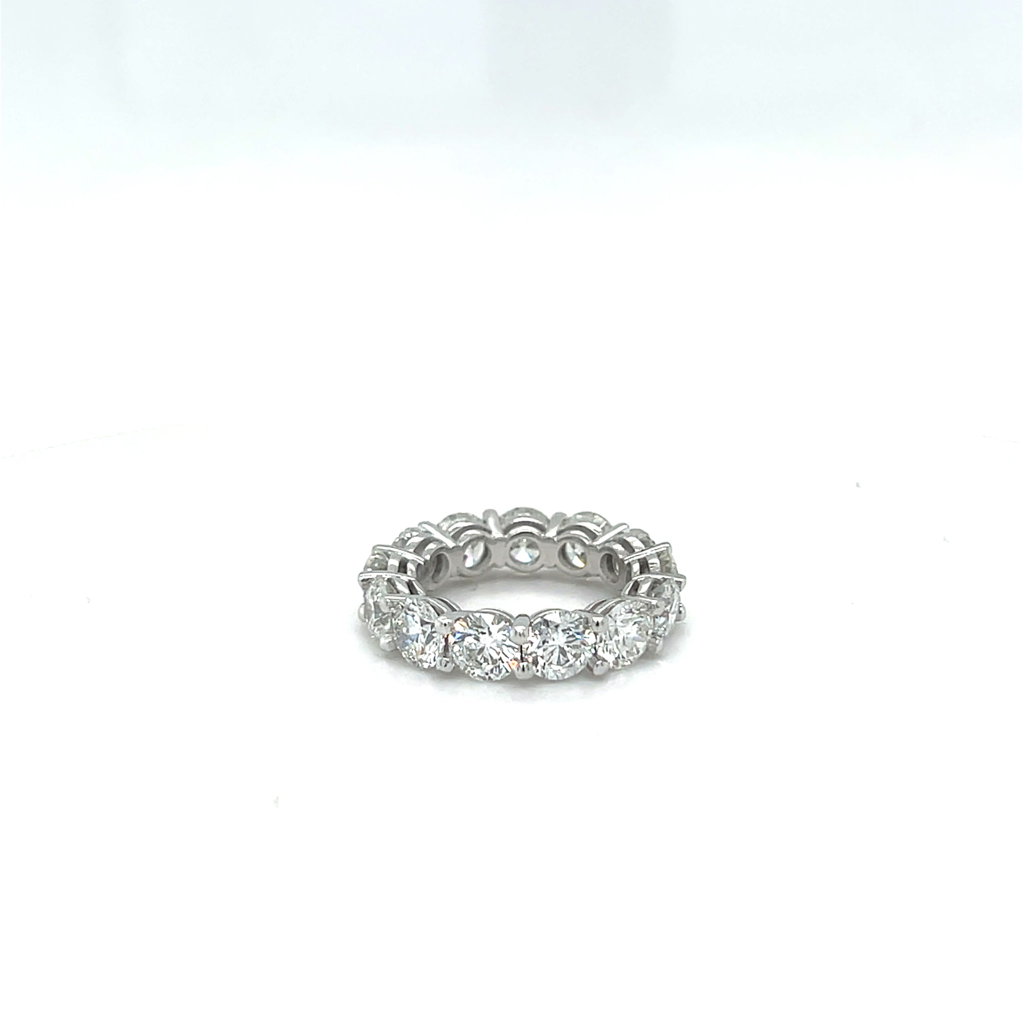 8.45ctw Round Diamond Eternity Band 18k White Gold