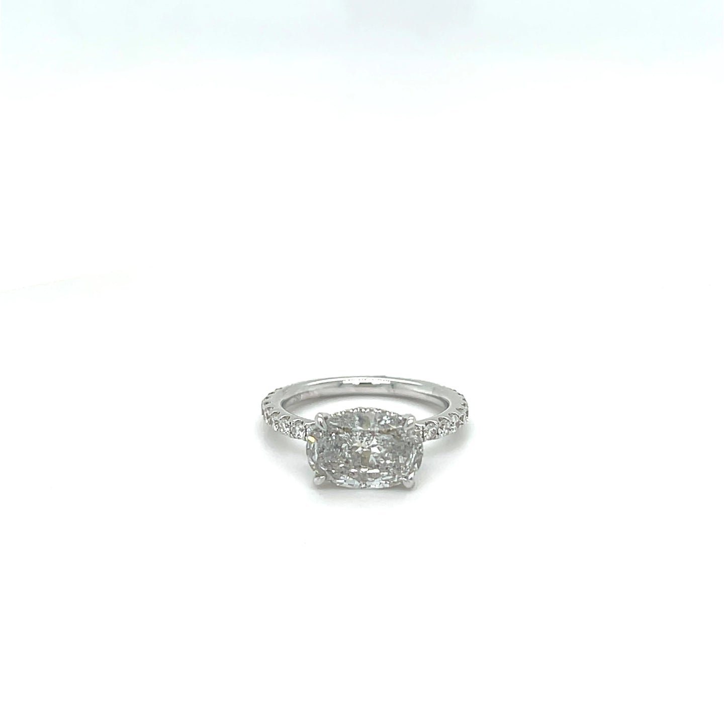 2.31ct White Gold Oval Cut Diamond Engagement Ring