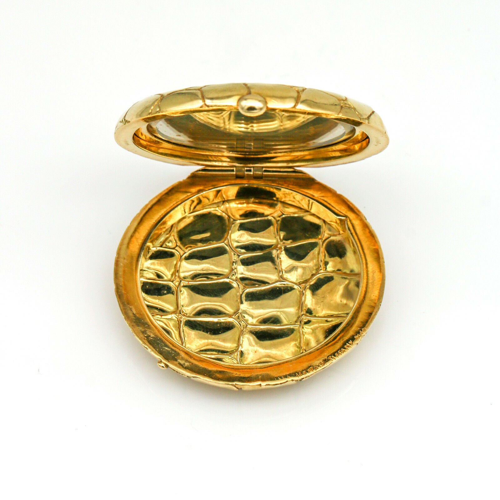 Tiffany & Co. Alligator Textured Compact in 18k Yellow Gold Vintage