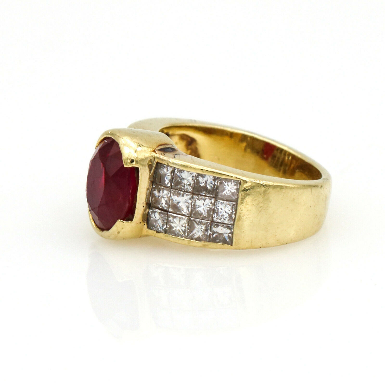 6.00 carat Signed Ruby and Diamond Statement Ring in 18k Yellow Gold