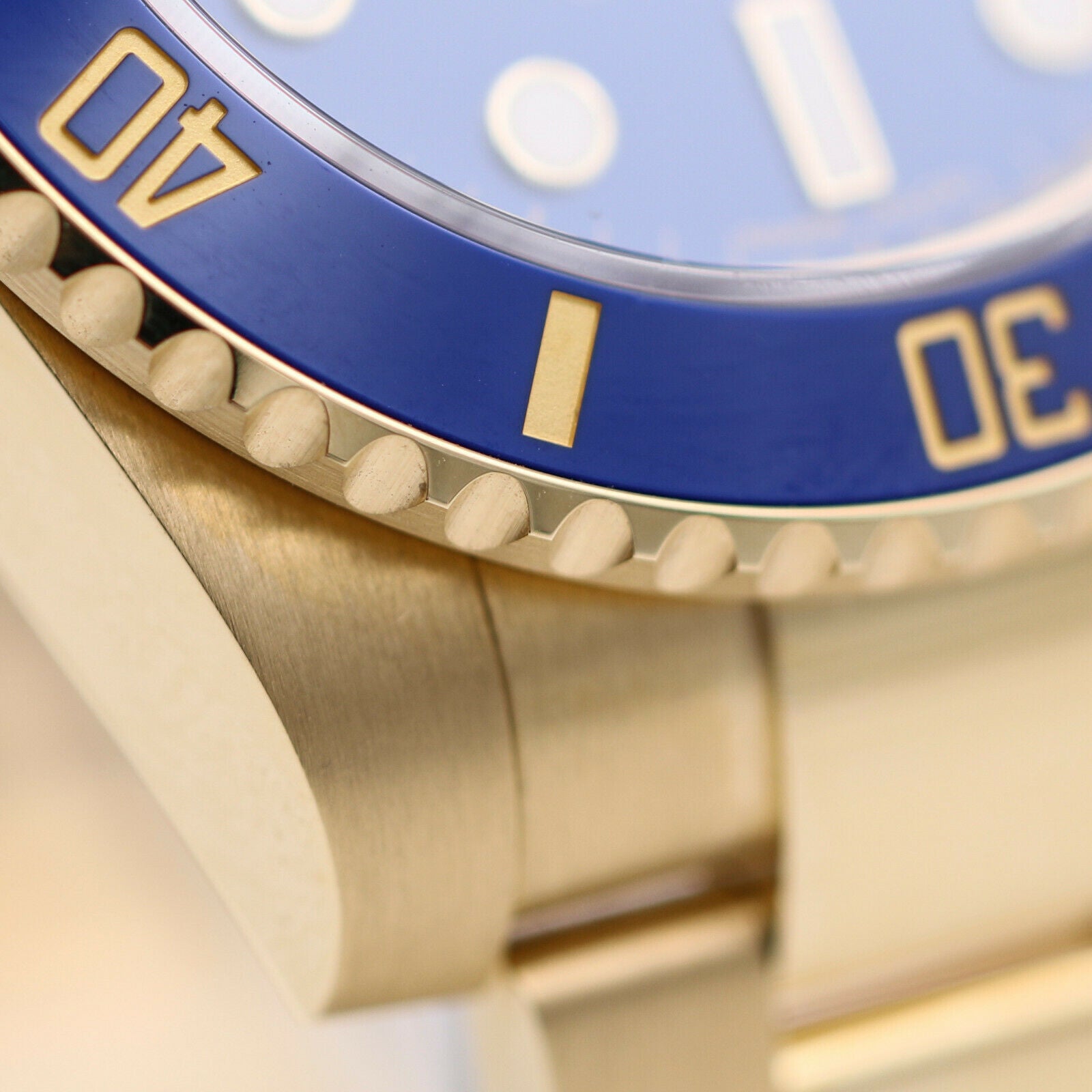 2019 Men's Rolex Submariner Date 18k Yellow Gold 116618LB